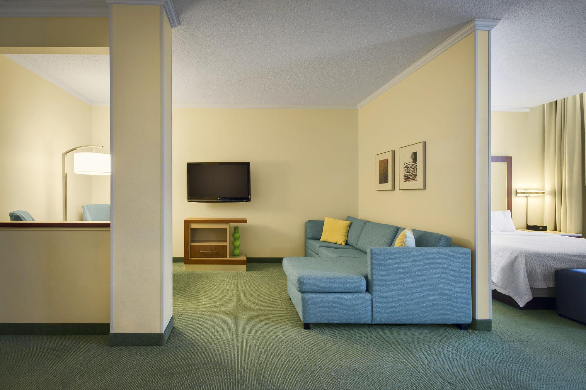 สปริงฮิลล์ สวีท ลอว์เรนซ์ ดาวน์ทาวน์ Hotel ภายนอก รูปภาพ